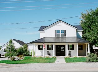 438 S 100 E, Washington, UT 84780