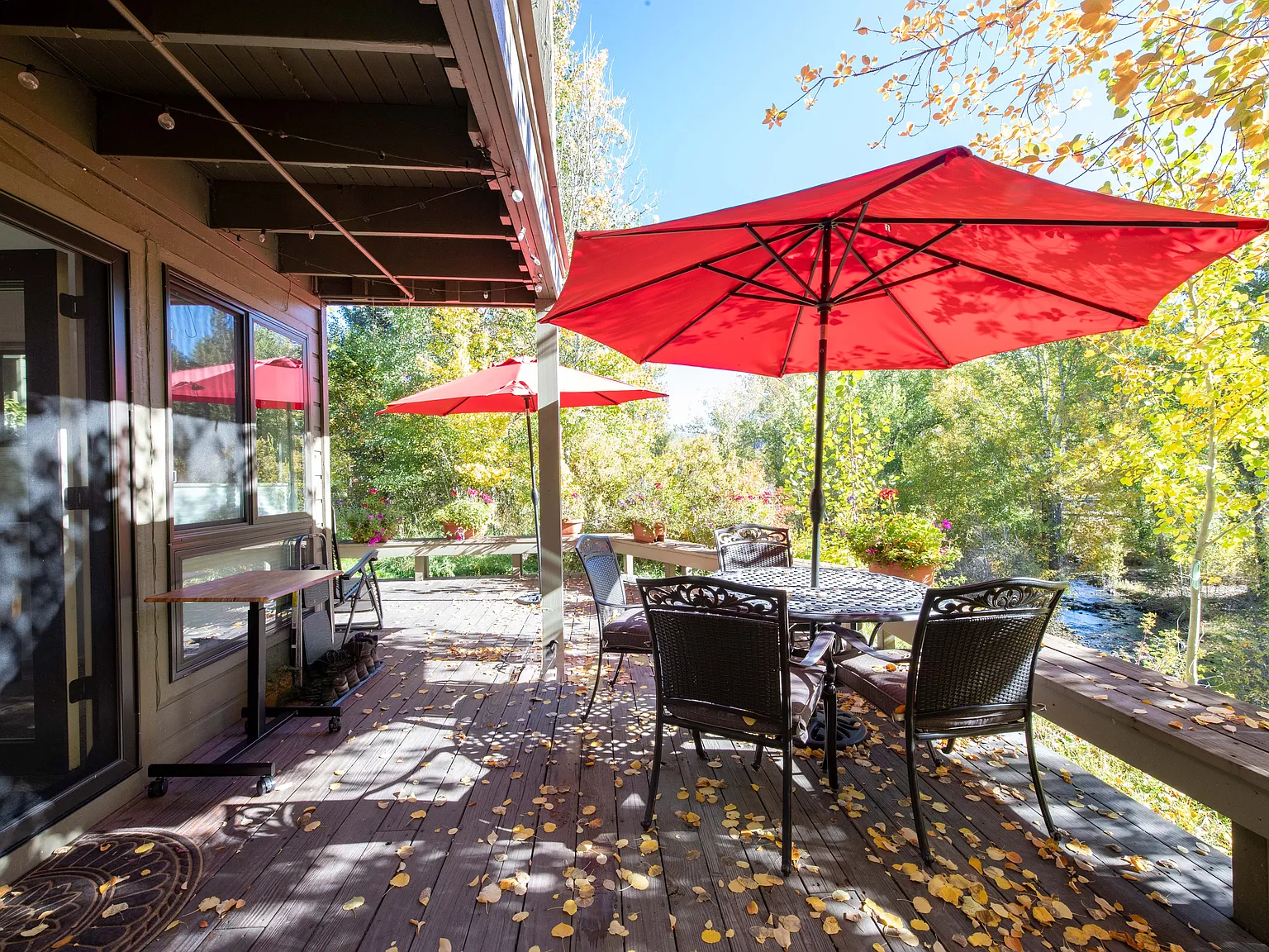 1 bed, 698 sqft, $3,300 — Photo 3