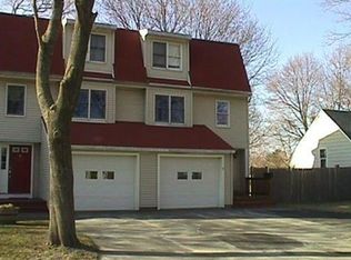 6 Currier Park, Ipswich, MA 01938