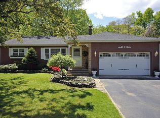 6 Rutgers Dr, Fair Haven, NJ 07704