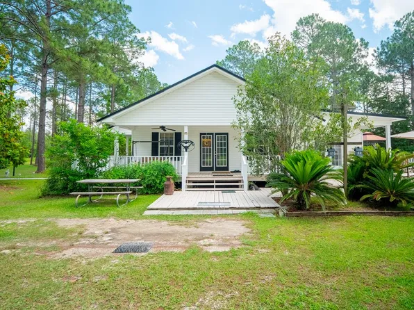 229 Bluebird Ln, Adel, GA 31620
