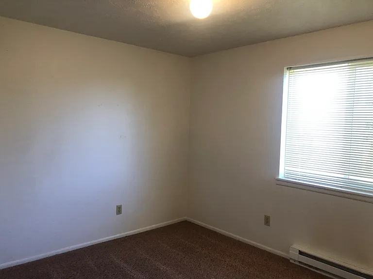 921 SE Klemgard St #C3 — Photo 3