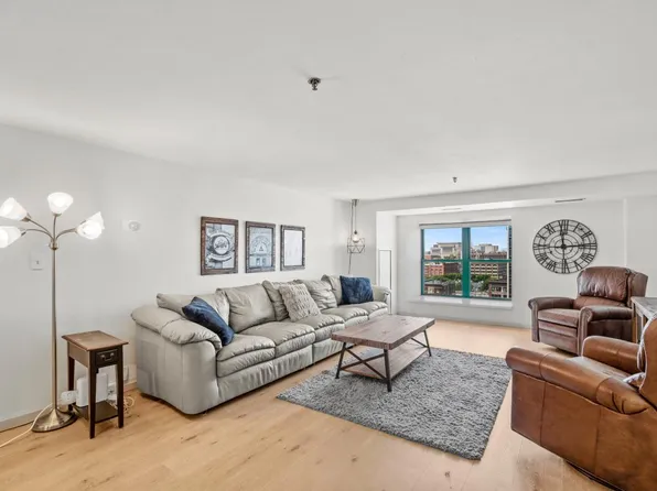 270 East Highland AVENUE #1034, Milwaukee, WI 53202