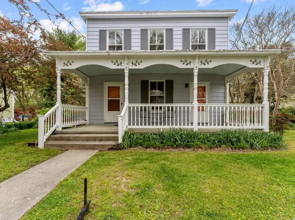 415 Prince St, Tappahannock, VA 22560