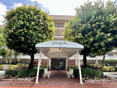3850 Oaks Clubhouse Dr #309, Pompano Beach, FL, 33069
