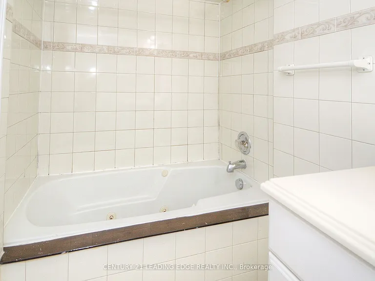 9 Wallington Ave — Photo 27