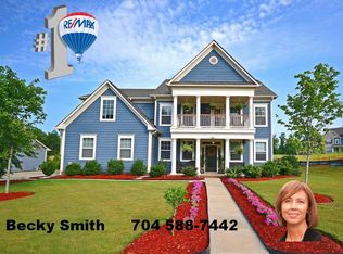 1100 Angelica Ln, Tega Cay, SC 29708