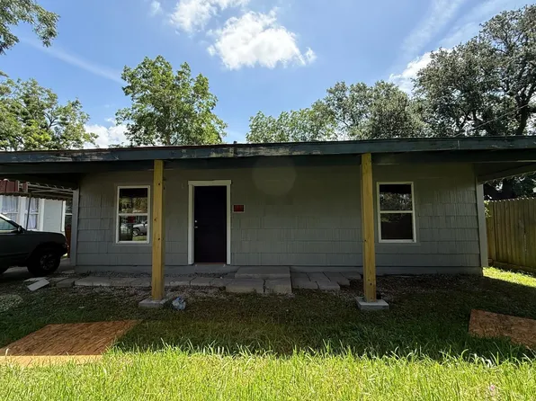 5155 Irving St, Beaumont, TX 77705