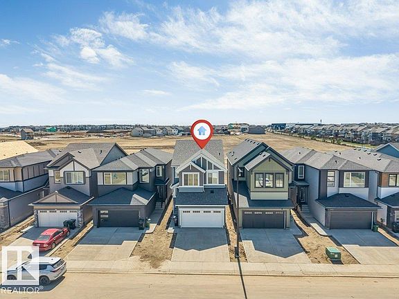 3rd image of 1116 Cristall Cres