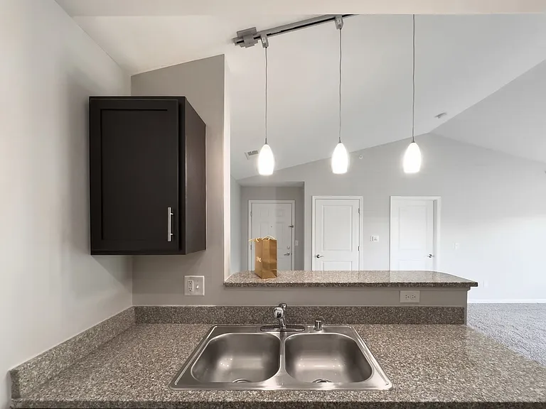Overlook Apartments - OVL — Photo 32