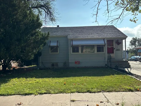 2618 N Greenwood St, Pueblo, CO 81003
