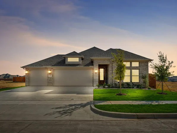 125 Ponce De Leon Dr, Granbury, TX 76048