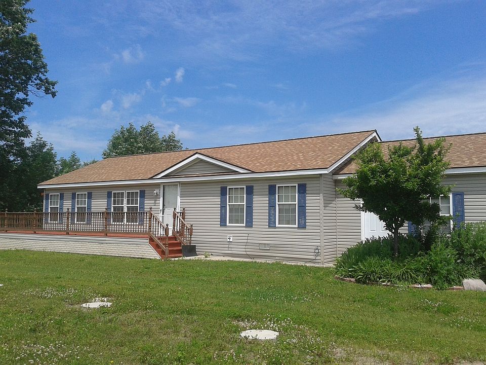 2nd image of 16202 Derby Cir