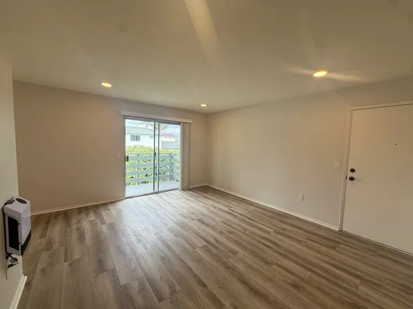 Fair Oaks Garden Apartments, 1158 Fair Oaks Ave #30, Arroyo Grande, CA 93420