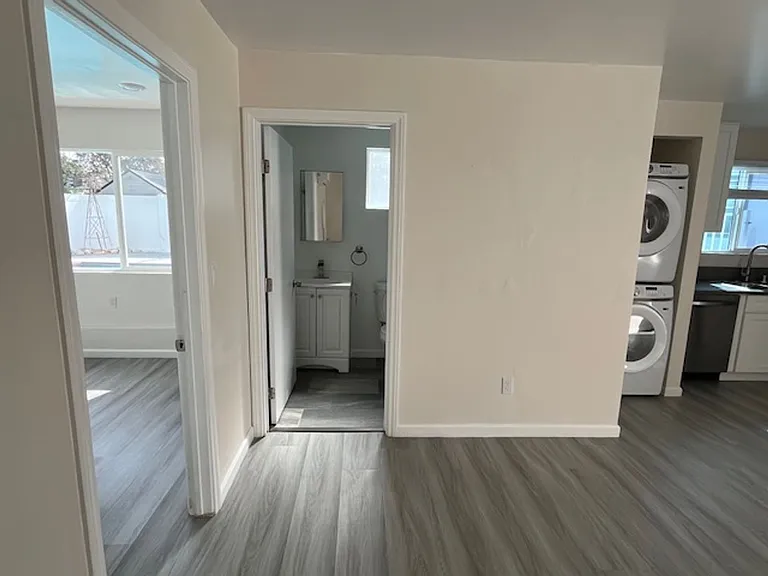 14315 Collins St — Photo 5