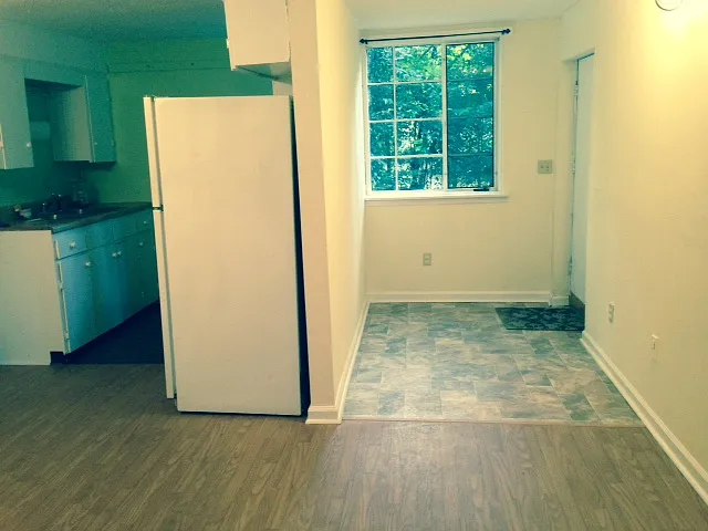 2 bed, 726 sqft, $1,095 — Photo 2