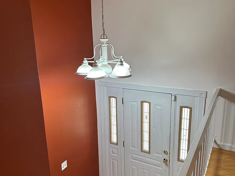 12 Debbie Dr — Photo 3