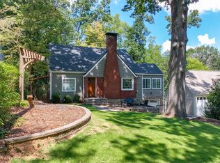 1823 Montrose Dr, East Pt, GA 30344