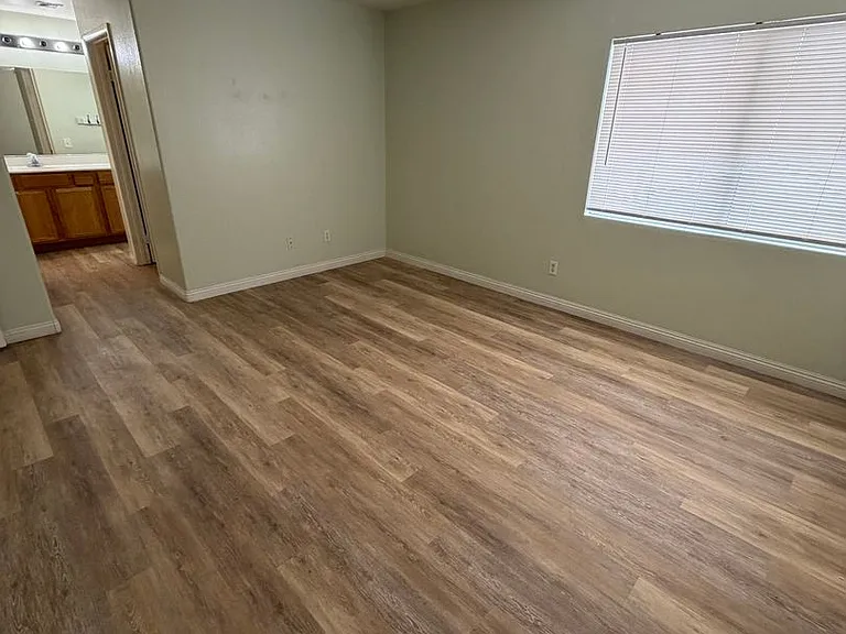 3814 Kit Fox St — Photo 21