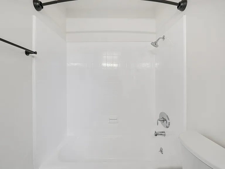 8200 W Manchester Ave — Photo 13