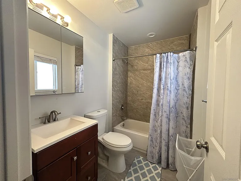 1121 Grand Ave — Photo 14