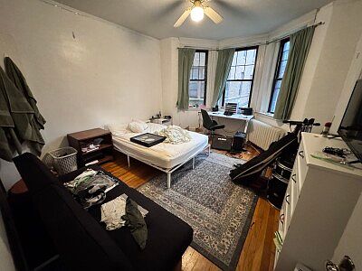 1st image of 56 Queensberry St APT 12A