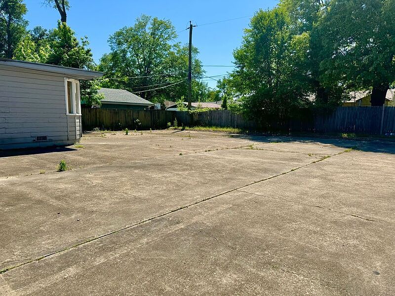 3015 Texas Blvd, Texarkana, TX 75503 Zillow