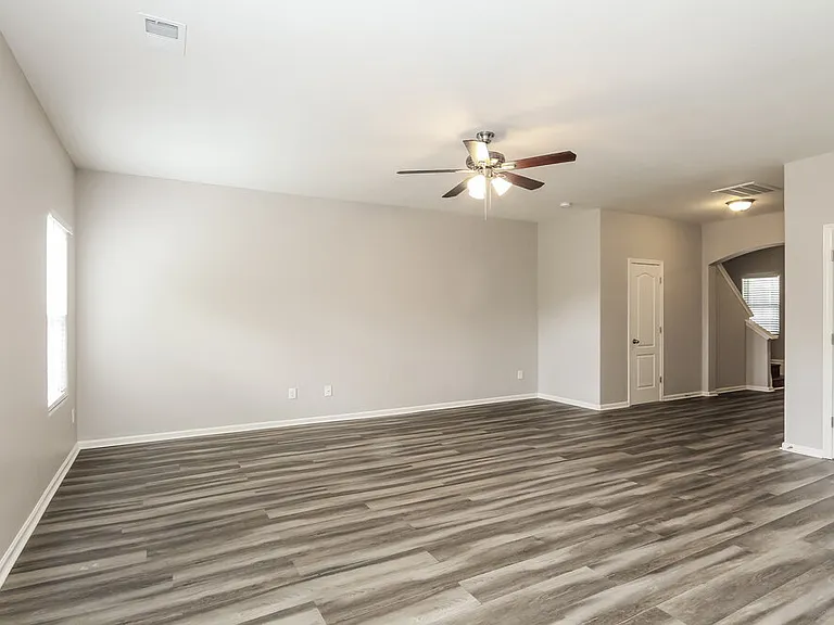 1157 Black Diamond Dr — Photo 7