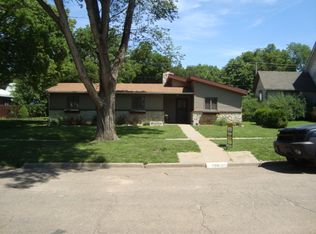 120 W Commercial St, Waterville, KS 66548