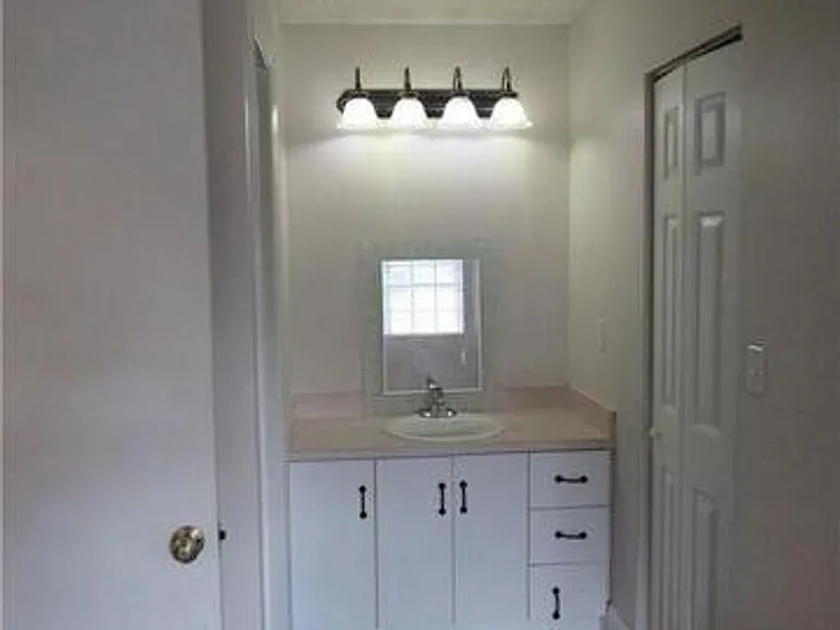 5240 SW 121st Ave — Photo 14