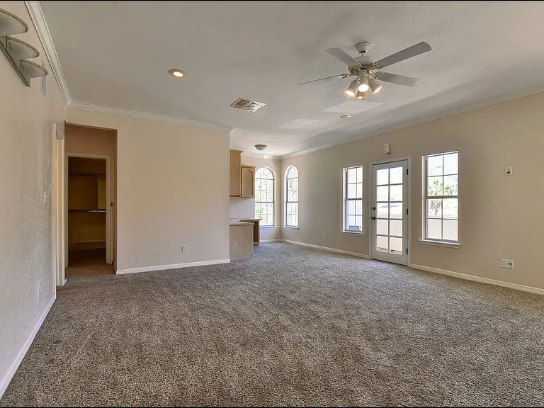 6123 La Posta Dr — Photo 19