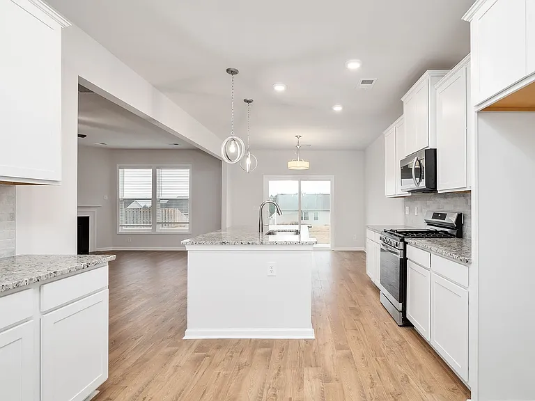 775 Justify Loop — Photo 29