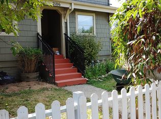 2106 C St #C, Bellingham, WA 98225