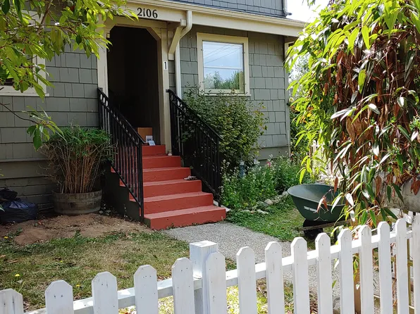 2106 C St #C, Bellingham, WA 98225