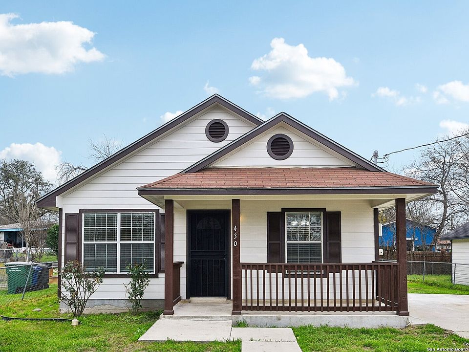 1st image of 430 N San Joaquin