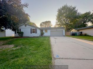 1512 Windsor Rd, Grand Island, NE 68801