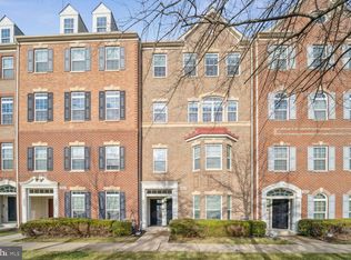 900 Hall Station Dr APT 202, Bowie, MD 20721