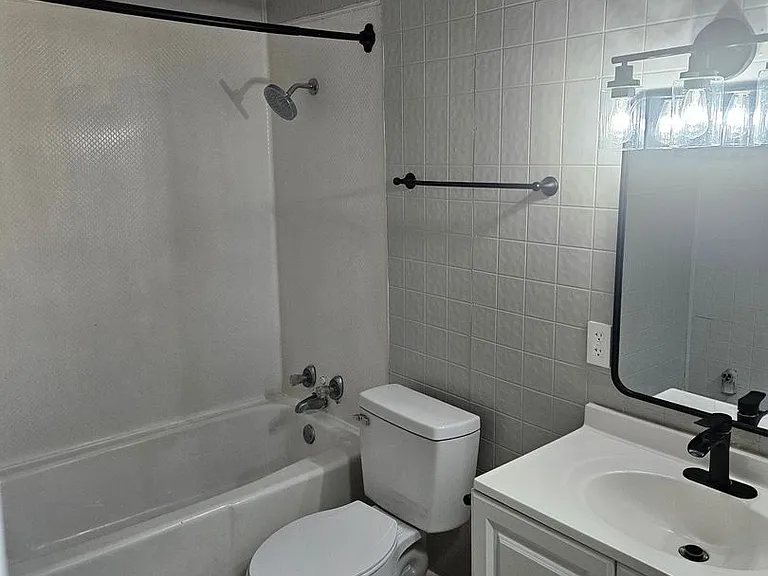 The Villas on Sunrise — Photo 17