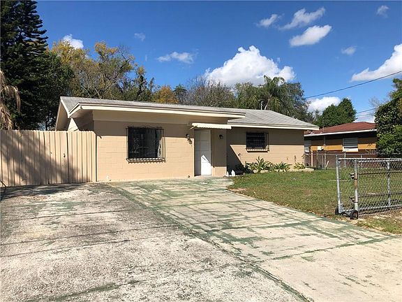 2nd image of 10914 N Arden Ave
