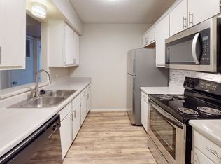 12th and Renaissance Apartment Homes, Norman, OK 73071