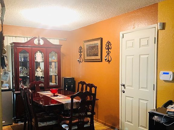 4th image of 39433 Frontier Circus St