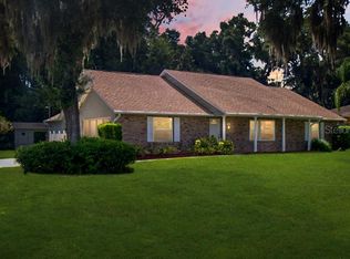 2881 Regent Dr, Deltona, FL 32738