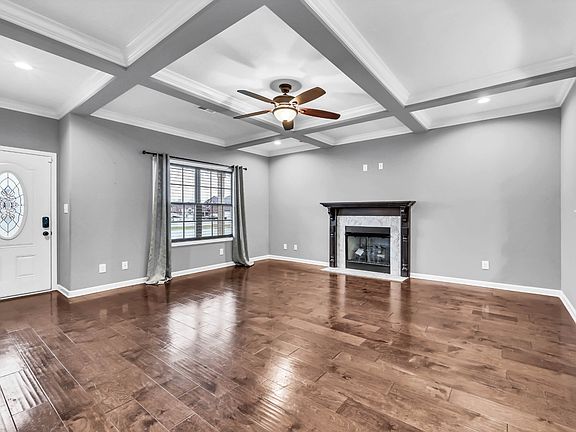 3rd image of 1111 Terraceside Cir