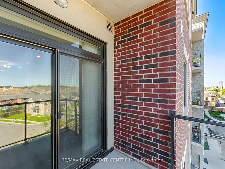 830 Megson Ter #513 — Photo 36