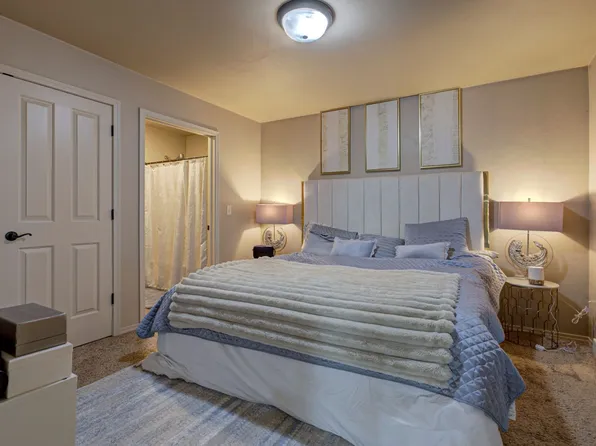 The Birchwood Estates - 180, 180-186 Plank Rd #180, Kaukauna, WI 54130