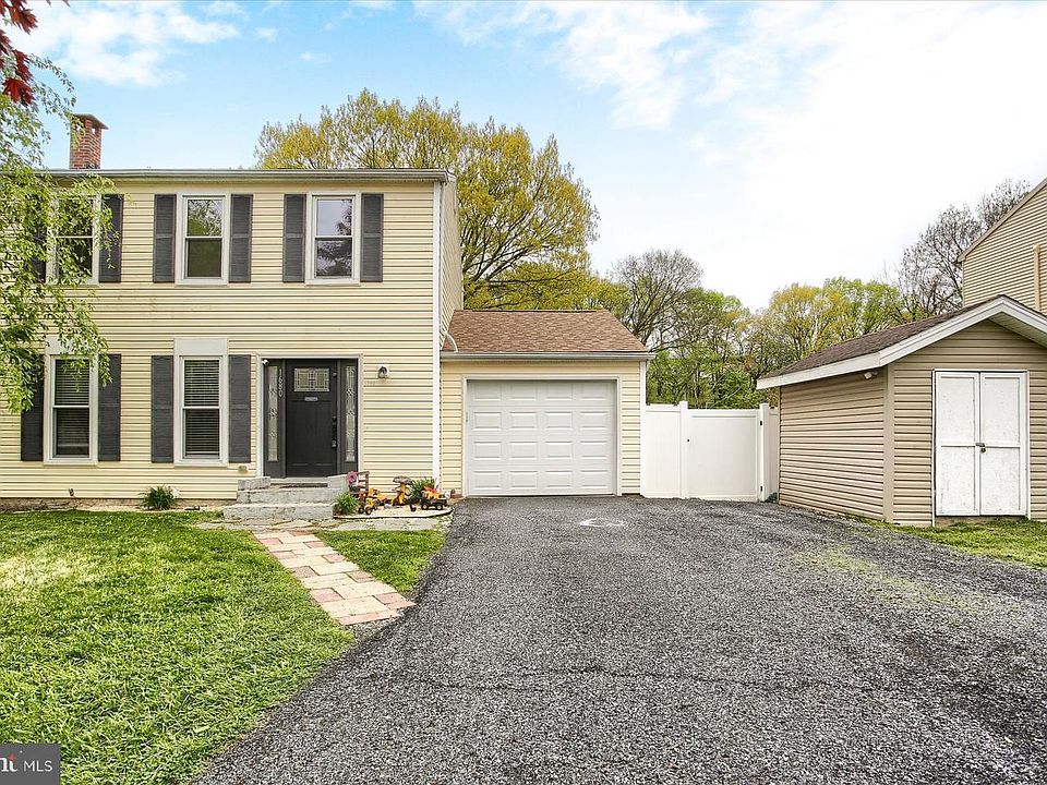 1st image of 1680 Pebblebrook Ln