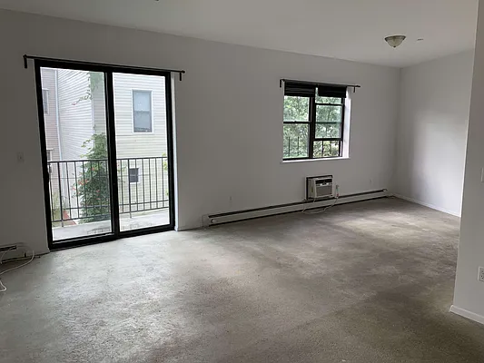 Rented by Flatiron Real Estate Advisors LLC | media 4