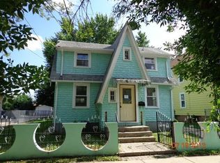 715 Columbia St, Aurora, IL 60505