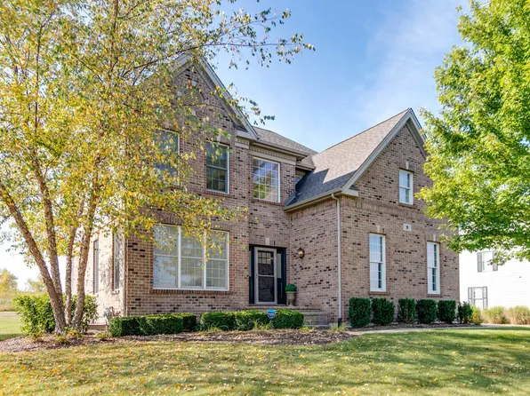 9 Open Pkwy N, Hawthorn Woods, IL 60047