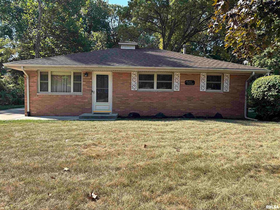 1st image of 1914 W White Oak Dr